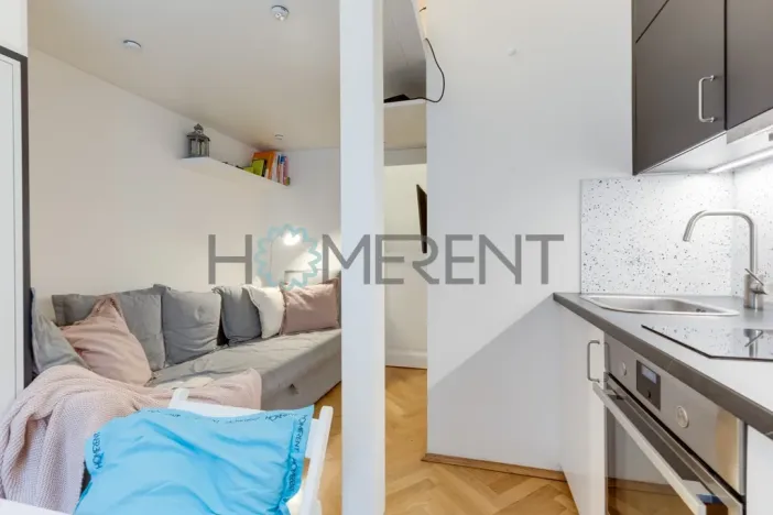 Pronájem bytu 1+kk, Praha - Bubeneč, Korunovační, 17 m2
