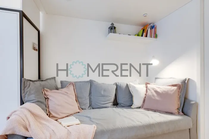 Pronájem bytu 1+kk, Praha - Bubeneč, Korunovační, 17 m2
