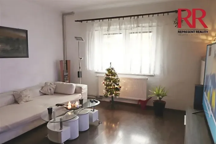Prodej rodinného domu, Chlumčany, Hřbitovní, 210 m2