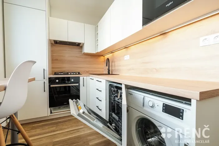 Pronájem bytu 2+1, Brno, Nezvalova, 54 m2