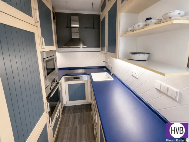 Prodej bytu 2+kk, Praha - Kobylisy, Taussigova, 45 m2
