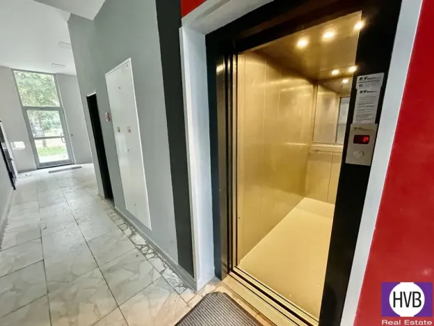 Prodej bytu 2+kk, Praha - Kobylisy, Taussigova, 45 m2