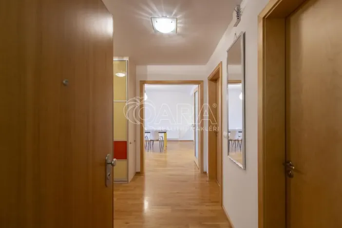 Pronájem bytu 2+kk, Praha - Košíře, Linhartova, 81 m2