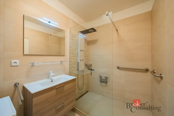 Prodej bytu 2+1, Praha - Suchdol, K Horoměřicům, 71 m2