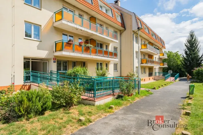 Prodej bytu 2+1, Praha - Suchdol, K Horoměřicům, 71 m2
