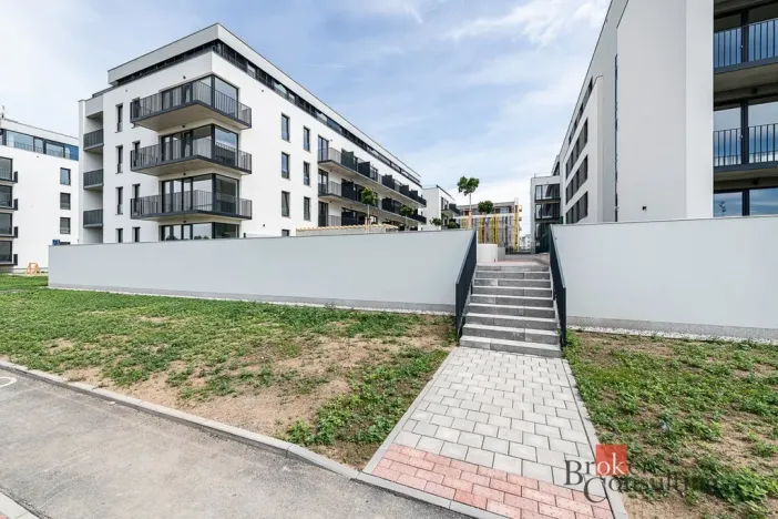 Pronájem bytu 1+kk, Plzeň - Jižní Předměstí, Železná, 38 m2