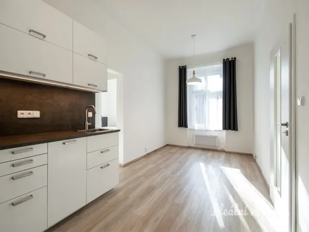 Pronájem bytu 2+kk, Praha - Smíchov, Jindřicha Plachty, 40 m2