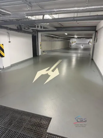 Pronájem garážového stání, Praha - Letňany, Nepomuckých, 15 m2