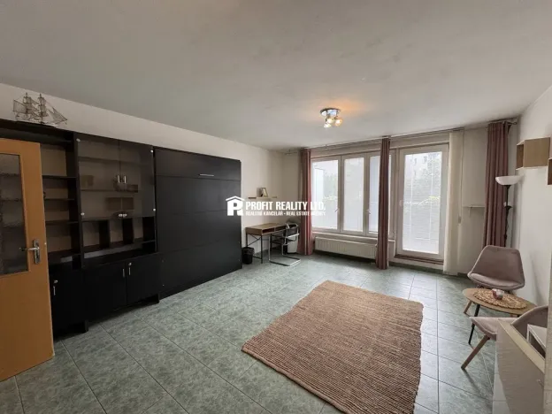 Pronájem bytu 1+kk, Praha - Strašnice, Počernická, 37 m2