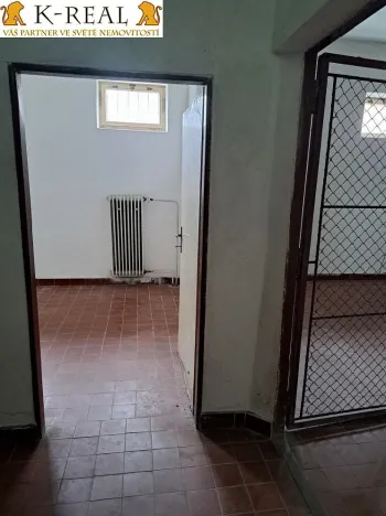 Pronájem skladu, Svatoslav, 420 m2