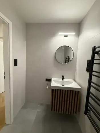Pronájem bytu 4+kk, Praha, Novodvorská, 47 m2