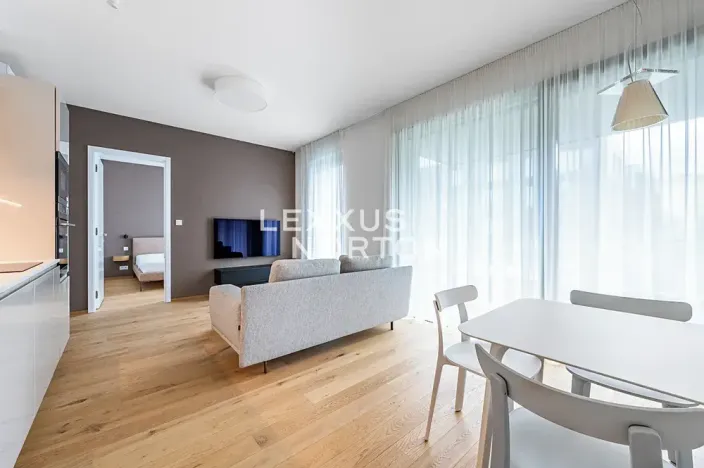 Pronájem bytu 2+kk, Praha - Bubeneč, Na Marně, 47 m2