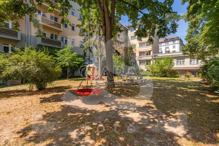 Prodej bytu 2+kk, Praha - Vršovice, Kišiněvská, 56 m2