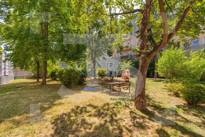 Prodej bytu 2+kk, Praha - Vršovice, Kišiněvská, 56 m2
