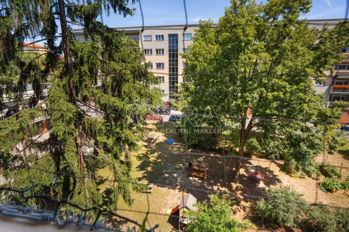 Prodej bytu 2+kk, Praha - Vršovice, Kišiněvská, 56 m2