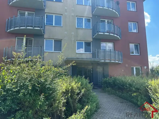 Pronájem bytu 2+kk, Zlín, Podlesí V, 55 m2
