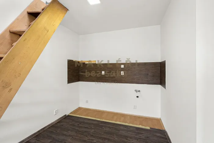Prodej atypického bytu, Roudnice nad Labem, Okružní, 56 m2