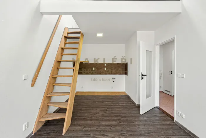 Prodej atypického bytu, Roudnice nad Labem, Okružní, 56 m2
