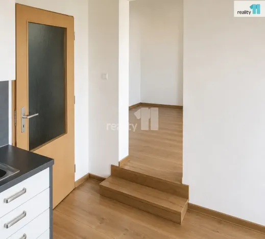Pronájem bytu 3+kk, Praha - Michle, Jihlavská, 50 m2
