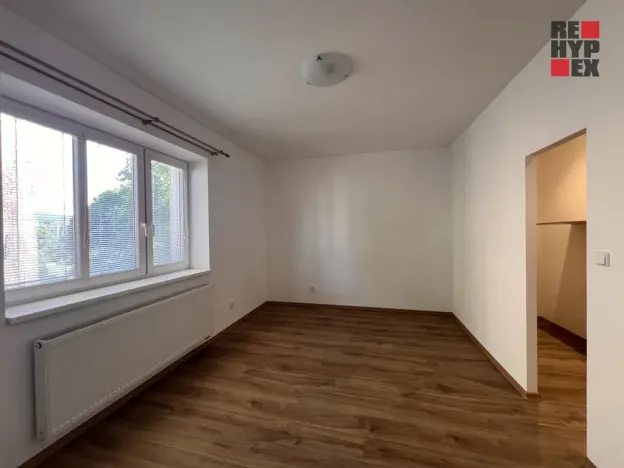 Pronájem bytu 3+1, Liberec - Liberec XXX-Vratislavice nad Nisou, Tyršův vrch, 90 m2