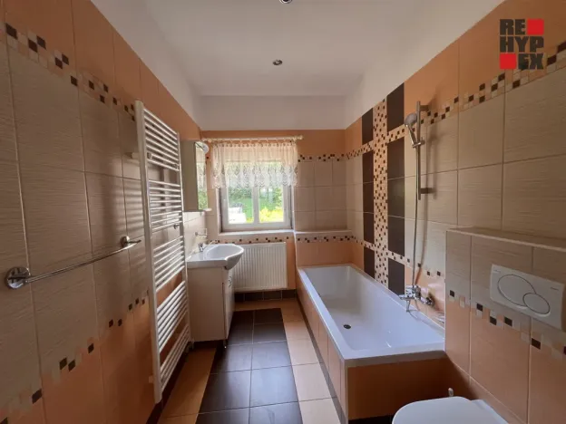 Pronájem bytu 3+1, Liberec - Liberec XXX-Vratislavice nad Nisou, Tyršův vrch, 90 m2