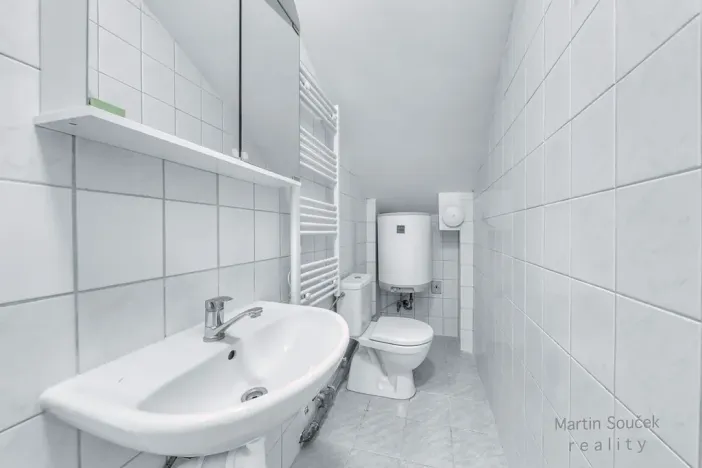Pronájem bytu 1+kk, Praha - Holešovice, Šimáčkova, 21 m2