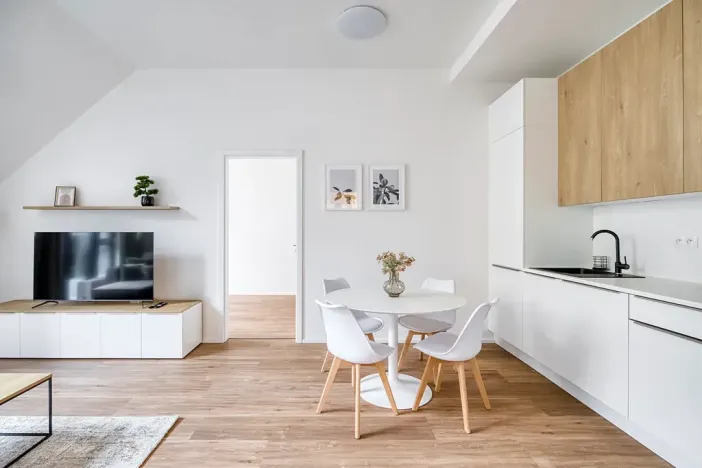 Pronájem bytu 3+kk, Praha - Karlín, Pernerova, 67 m2