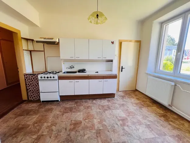 Prodej bytu 3+1, Žďár nad Sázavou, Jiřího z Poděbrad, 86 m2