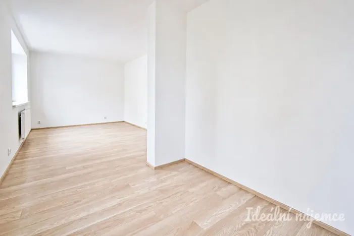Prodej bytu 1+kk, Brno - Žebětín, Přírodní, 32 m2
