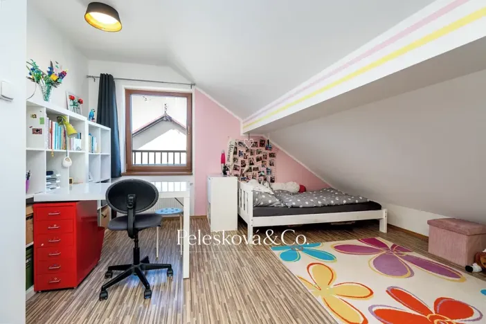 Prodej vícegeneračního domu, Praha - Štěrboholy, Pod areálem, 333 m2