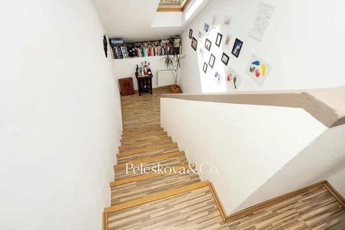Prodej vícegeneračního domu, Praha - Štěrboholy, Pod areálem, 333 m2