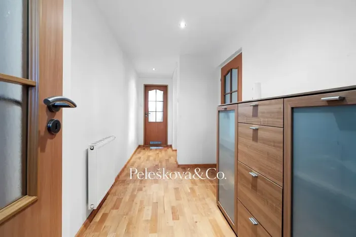 Prodej vícegeneračního domu, Praha - Štěrboholy, Pod areálem, 333 m2