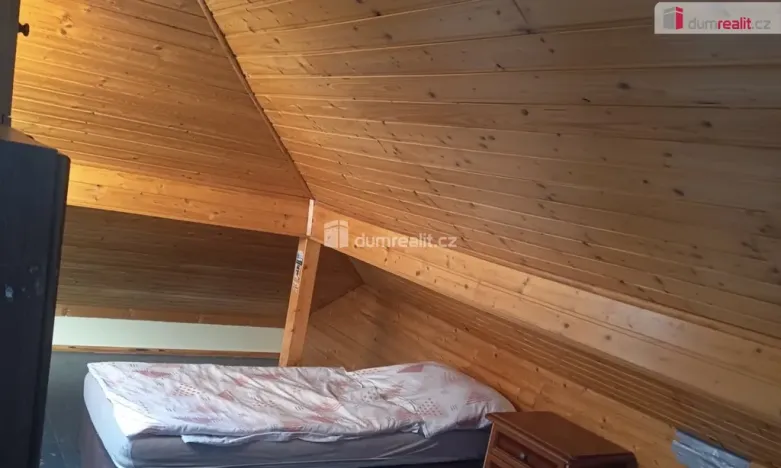 Pronájem atypického bytu, Praha - Hloubětín, Pokorného, 17 m2