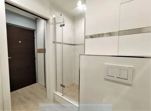 Pronájem bytu 1+kk, Kladno, 38 m2