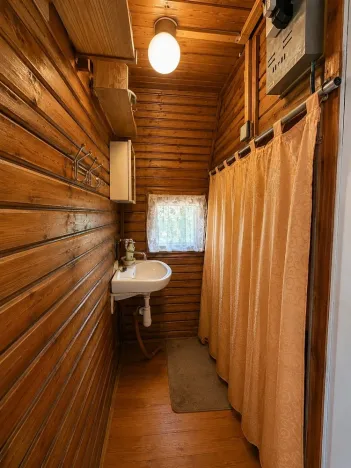 Prodej chaty, Křesín - Levousy, 38 m2