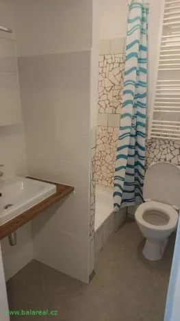 Pronájem bytu 1+kk, Brno, Hoppova, 26 m2