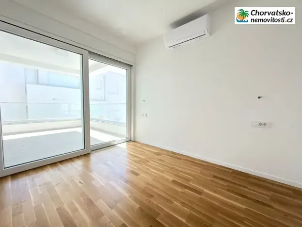 Prodej bytu 3+kk, Novalja, Chorvatsko, 68 m2