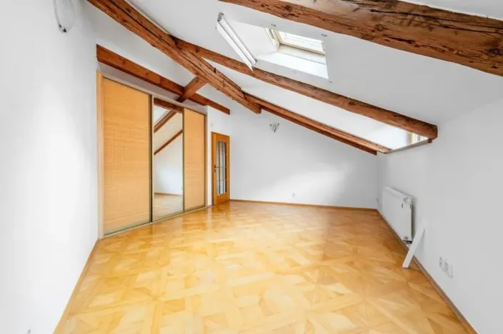 Pronájem kanceláře, Praha - Nové Město, Truhlářská, 221 m2