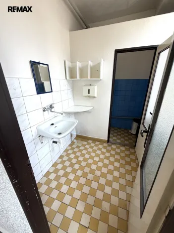 Pronájem kanceláře, Velké Meziříčí, Třebíčská, 400 m2