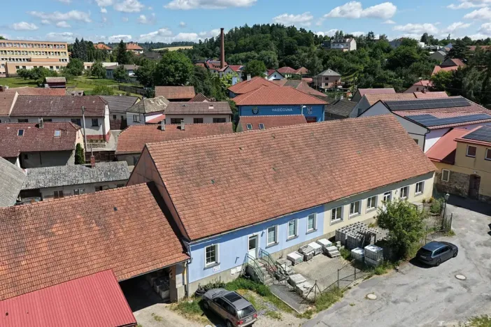 Prodej obchodního prostoru, Kamenice, 1737 m2