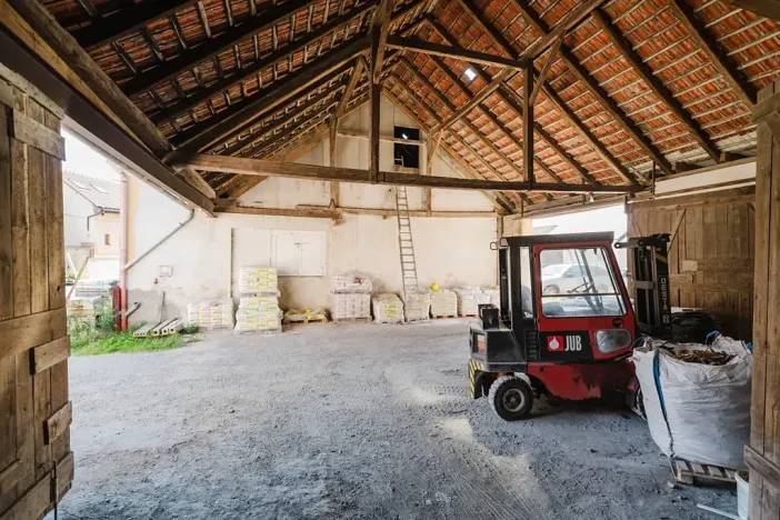 Prodej obchodního prostoru, Kamenice, 1737 m2