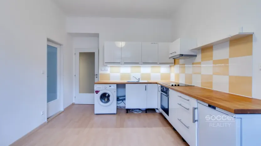 Pronájem bytu 2+kk, Praha - Nusle, Horní, 39 m2