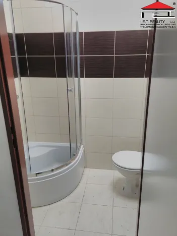 Pronájem výrobních prostor, Ostrava, U Řeky, 880 m2