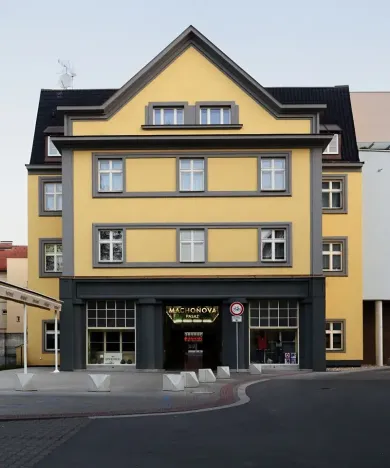 Pronájem komerční nemovitosti, Pardubice, třída Míru, 53 m2