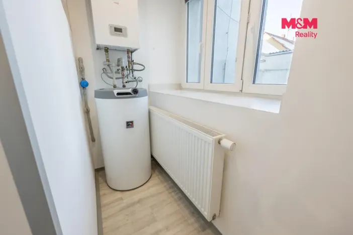 Pronájem bytu 1+kk, Kladno - Švermov, Svojsíkova, 45 m2