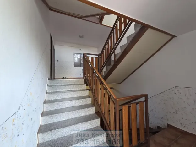 Pronájem bytu 3+1, Krnov - Pod Bezručovým vrchem, K. Čapka, 83 m2