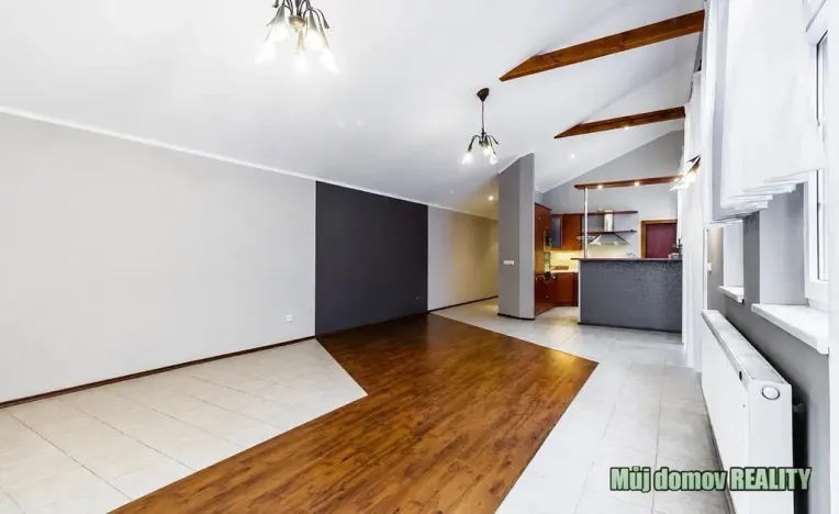 Pronájem vily, Praha - Písnice, 1300 m2