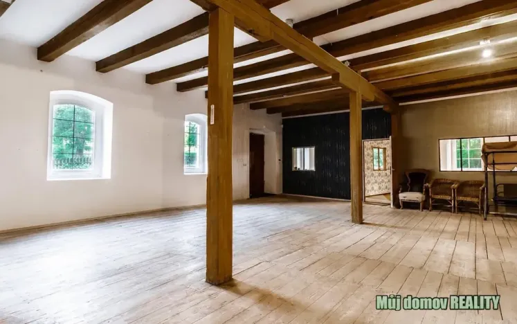 Pronájem vily, Praha - Písnice, 1300 m2