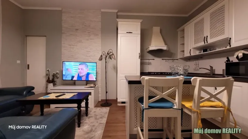 Pronájem bytu 3+kk, Praha - Vršovice, Bulharská, 55 m2