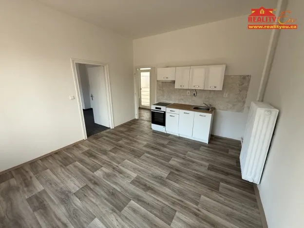 Pronájem bytu 2+1, Náchod, Hrašeho, 68 m2